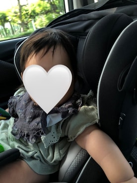 「アイテム（スタイ/よだれかけ、グレー系）」を使った、mim♡babyさん（キッズ・70cm）の夏コーディネート