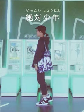 「H&M（エイチ・アンド・エム）のアイテム（ハンチング/ベレー帽）」を使った、カルヴィンさん（メンズ・170cm）の夏コーディネート