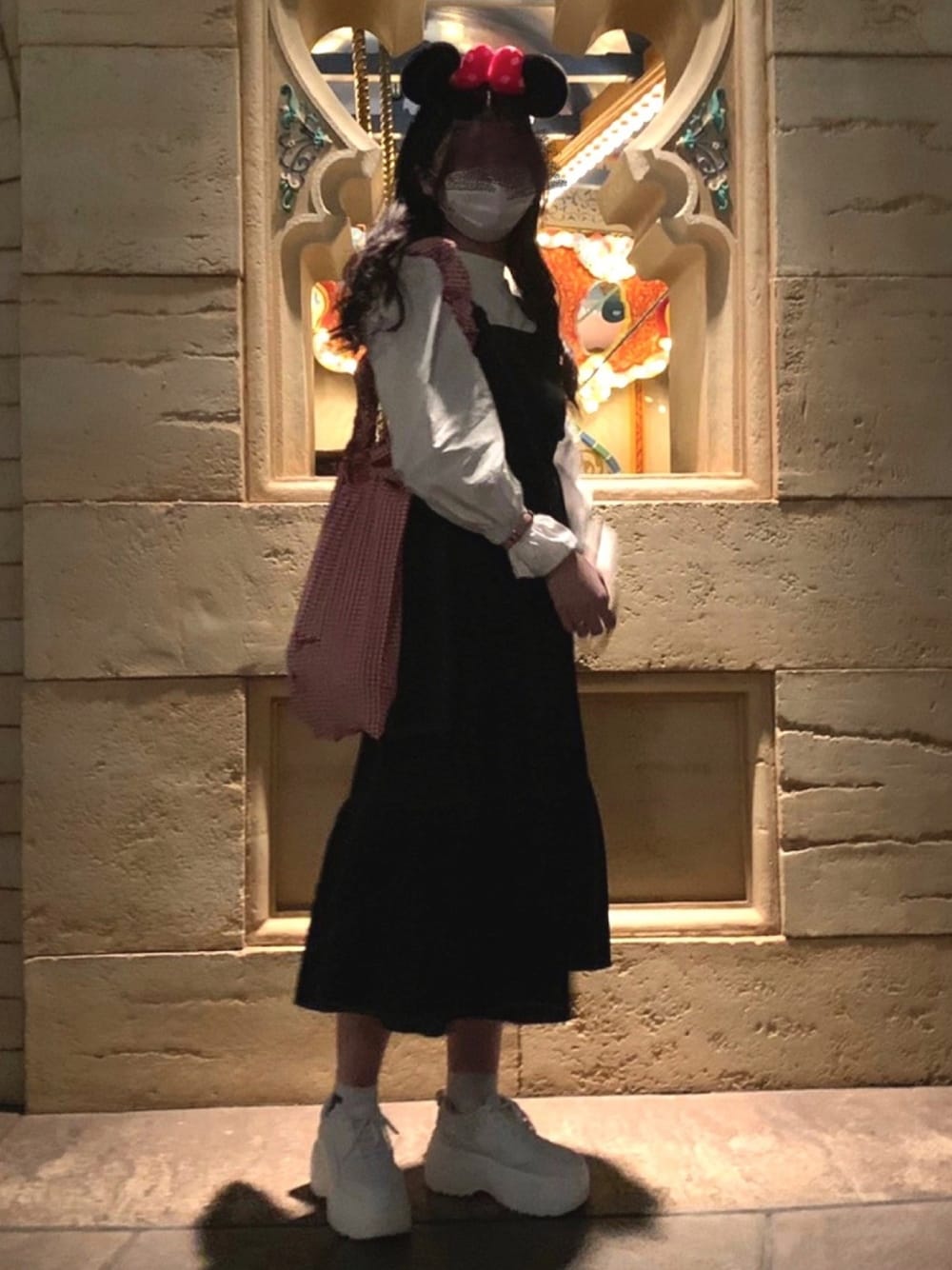 「disney、disney sea、ディズニーコーデ、ミニーちゃんコーデ、ミニーコーデ」｜「HeatherのあいねねギャザーＢＡＧ　940043（トートバッグ、レッド系）」を使った、♥さん（レディース・167cm）の春コーディネートの1枚目の写真