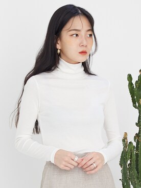 「韓国スタイル」｜UNE MANSIONさん（レディース・159cm）の秋コーディネート