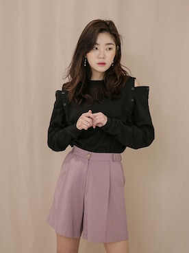 「クルーネックTシャツ」｜「アイテム（スラックス）」を使った、UNE MANSIONさん（レディース・168cm）の春コーディネート