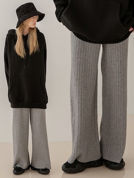「リブニットパンツ」｜「アイテム（パンツ）」を使った、UNE MANSIONさん（レディース・159cm）の秋コーディネート