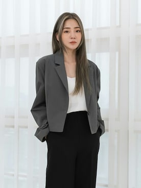 「韓国好きな人と繋がりたい」｜UNE MANSIONさん（レディース・159cm）の冬コーディネート