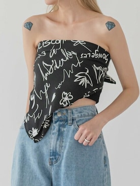 「アイテム（マフラー）」を使った、UNE MANSIONさん（レディース・159cm）の夏コーディネート