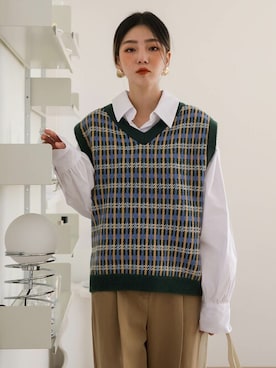 「UNE MANSION（ユヌマンション）のアイテム（ベスト）」を使った、UNE MANSIONさん（レディース・159cm）の冬コーディネート