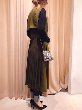 「INTERPLANET（インタープラネット）のアイテム（ジャケット/アウター）」を使った、Shokoさん（レディース・170cm）の秋コーディネート