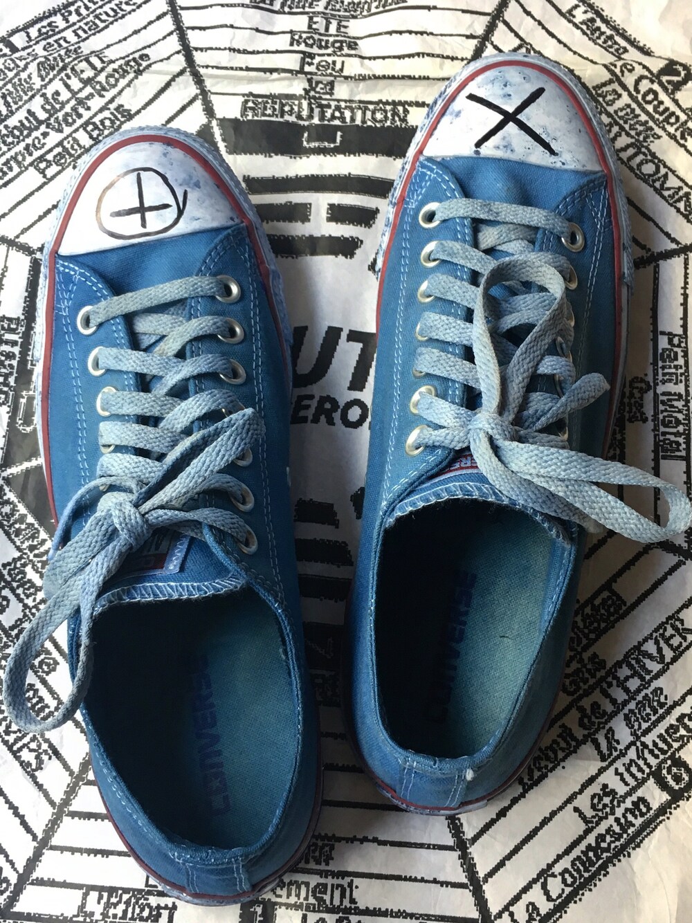 「CONVERSEのアイテム（その他シューズ、ブルー系）」を使った、Dchaovsさん（メンズ・173cm）の夏コーディネートの1枚目の写真