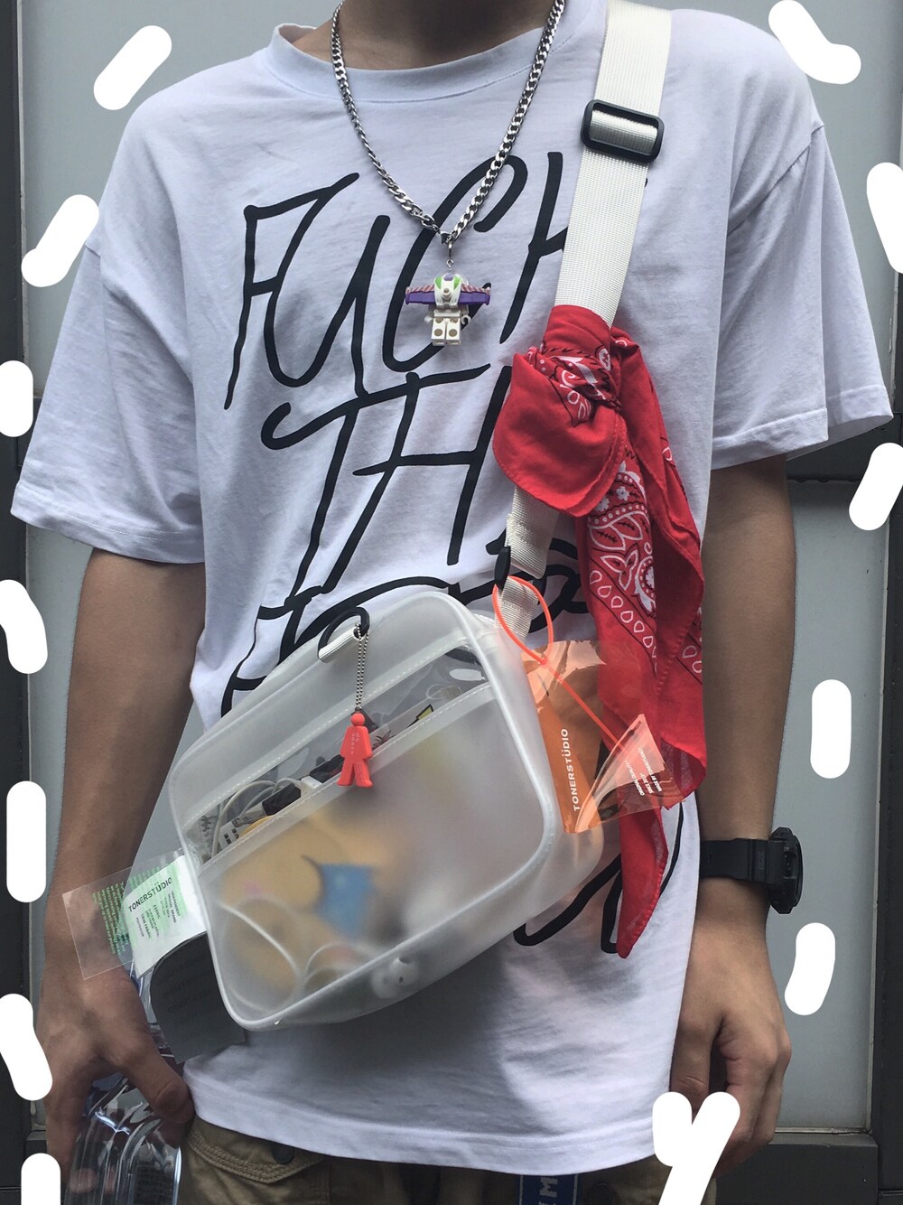 「夏」｜「CASIOのアイテム（アナログ腕時計、ブラック系）」を使った、Dchaovsさん（メンズ・170cm）の夏コーディネートの1枚目の写真