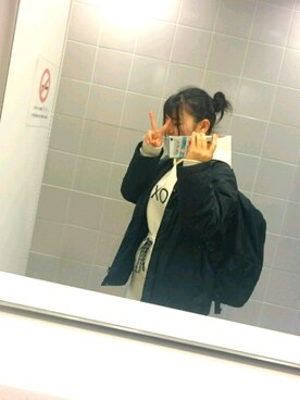 「ROXY（ロキシー）のアイテム（パーカー）」を使った、chioriさん（レディース・160cm）の冬コーディネート