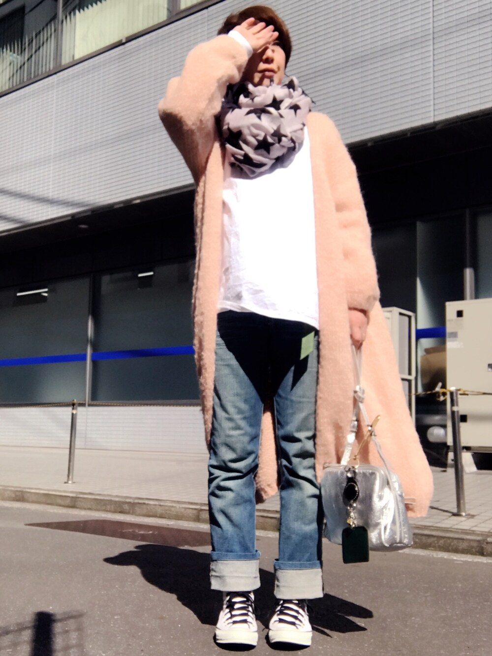 「ロングカーディガン、ストール、春色」｜「SLOBE IENAのTRICOTS JEANMARC ロングカーディガン（カーディガン/ボレロ、レッド系）」を使った、brikoさん（レディース・161cm）の冬コーディネートの1枚目の写真