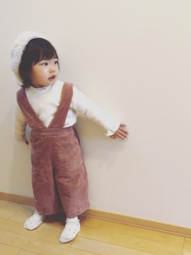 「くすみピンク」｜「アイテム（ハンチング/ベレー帽）」を使った、aiyuiさん（キッズ・80cm）の冬コーディネート