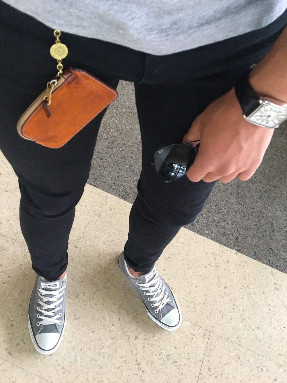 「おしゃれさんと繋がりたい、大人カジュアル、ラフ、夏コーデ、大学生、フォローミー、コンバース、ZARA、プチプラ、キレイめ」｜「ZARAのアイテム（その他パンツ、ブラック系）」を使った、Yuta/Saito🦊さん（メンズ・175cm）の春コーディネートの1枚目の写真