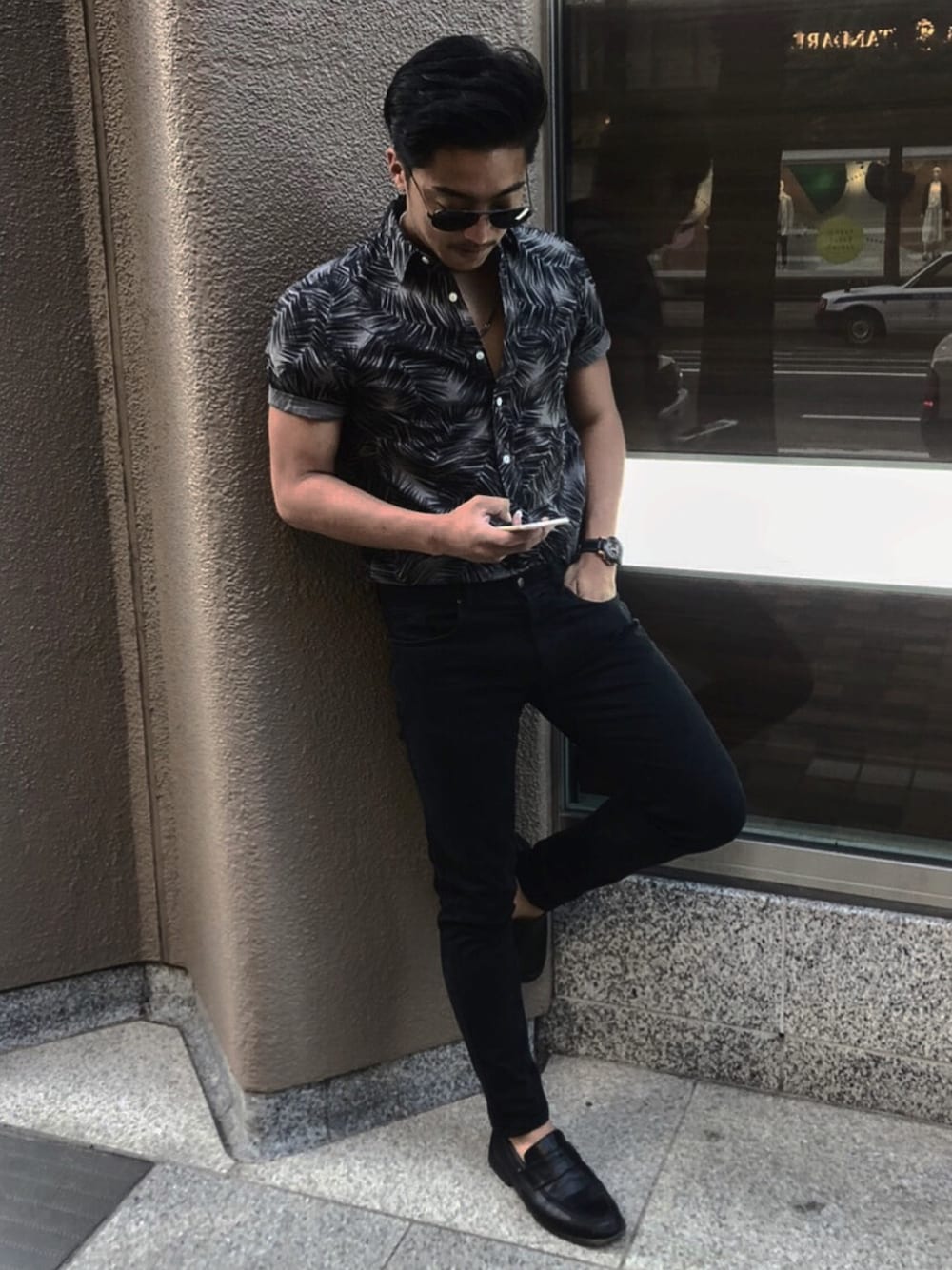 「シンプル、モノトーン、ラフ、夏コーデ、MichaelKors、GU、プチプラ、大学生、札幌、夏」｜「MICHAEL KORSのMICHAEL KORS Shirts（シャツ/ブラウス、グレー系）」を使った、Yuta/Saito🦊さん（メンズ・175cm）の夏コーディネートの1枚目の写真