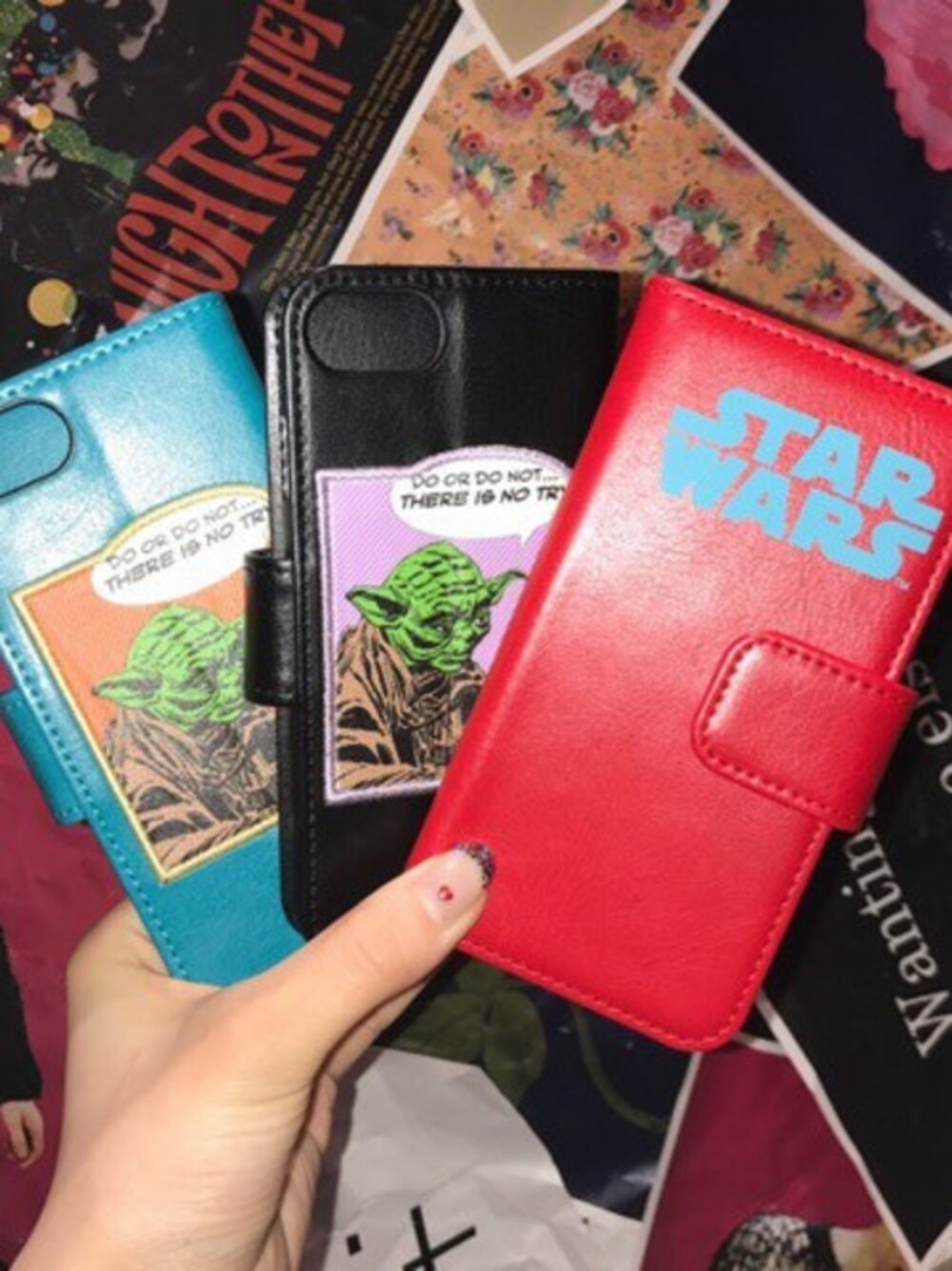 「コラボ、STAR WARS、jouetie、iPhoneケース、スターウォーズ」｜「jouetieのSTARWARSコラボiphone7ケース（スマホケース/カバー、ブラック系）」を使った、jouetieさん（レディース・166cm）の夏コーディネートの1枚目の写真