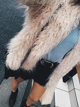 「H&M（エイチ・アンド・エム）のアイテム（ジャケット/アウター、ホワイト系）」を使った、Yui Matsumotoさん（レディース・159cm）の秋コーディネート