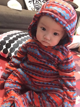 「アイテム（カバーオール、レッド系）」を使った、Kathemineさん（キッズ・70cm）の冬コーディネート