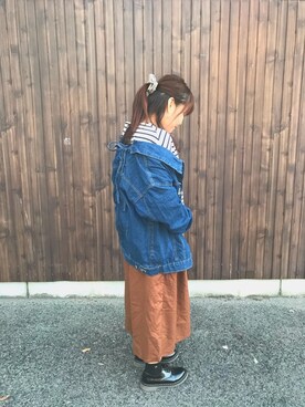 「秋のブラウンスタイル」｜「アイテム（デニムジャケット）」を使った、じゅんこさん（レディース・153cm）の秋コーディネート