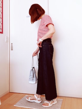 「knock through abstraction（ノックスルーアブストラクション）のアイテム（バッグ）」を使った、ひろさん（レディース・166cm）の春コーディネート