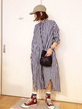 「knock through abstraction（ノックスルーアブストラクション）のアイテム（バッグ）」を使った、ひろさん（レディース・166cm）の春コーディネート