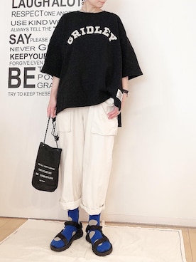 「knock through abstraction（ノックスルーアブストラクション）のアイテム（バッグ）」を使った、ひろさん（レディース・166cm）の春コーディネート