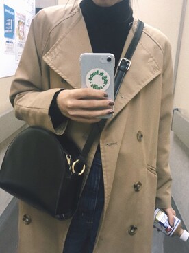 「ハーフムーンバック」｜「アイテム（トレンチコート）」を使った、erinaさん（レディース・154cm）の秋コーディネート