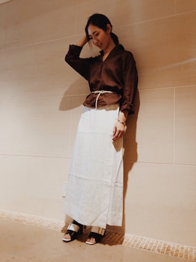 「MINELAL（ミネラル）のアイテム」を使った、Akiさん（レディース・166cm）の春コーディネート