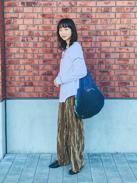 「GEORGE'S（ジョージズ）のアイテム（バッグ）」を使った、清水こづえさん（レディース・164cm）の秋コーディネート