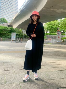 「Libra Cue（リブラ キュー）のアイテム（ワンピース/ドレス）」を使った、清水こづえさん（レディース・164cm）の春コーディネート