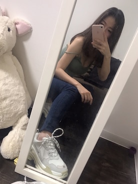「EMODA」｜「アイテム（雑貨/ホビー）」を使った、Cici Yuanさん（レディース・159cm）の冬コーディネート