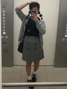 「GU（ジーユー）のアイテム（スカート、グレー系）」を使った、マカロニさん（レディース・160cm）の夏コーディネート