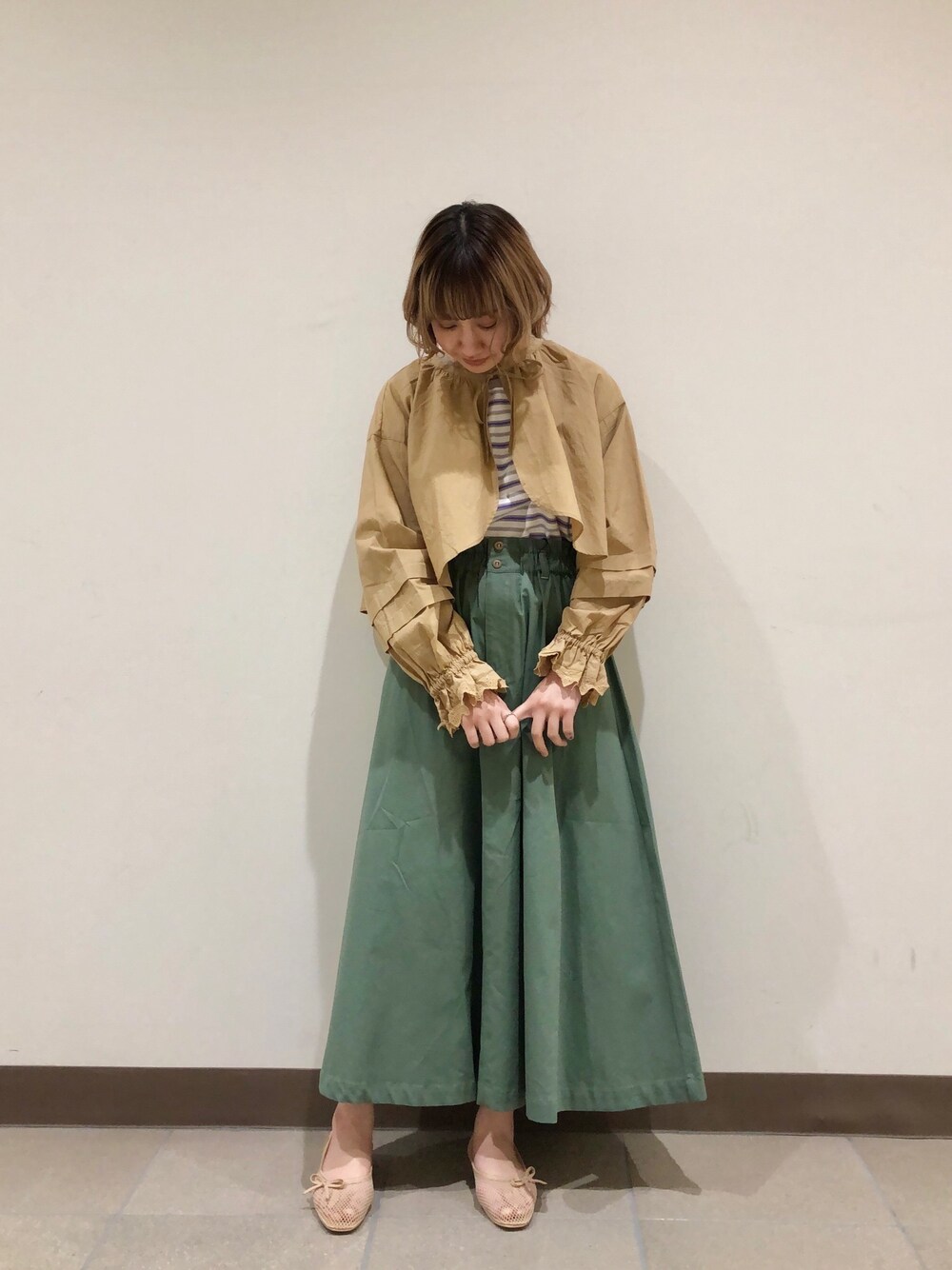 「poudoudou、プードゥドゥ、休日スタイル、スカート、ボーダー、ボレロ、カジュアル、今日のコーデ、春コーデ」｜「POU DOU DOUのウエストフリルフレアスカート（スカート、グリーン系）」を使った、はがさん（レディース・157cm）の春コーディネートの1枚目の写真