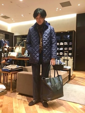 「LAVENHAM（ラベンハム）のアイテム（ステンカラーコート）」を使った、関川さん（メンズ・173cm）の秋コーディネート