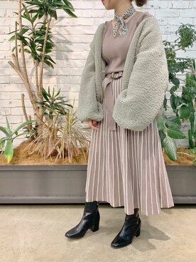 「グレージュ」｜「アイテム（ブルゾン）」を使った、ヤマグチさん（レディース・157cm）の秋コーディネート
