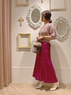 「白ブーツ」｜「アイテム（スカート、パープル系）」を使った、ヤマグチさん（レディース・157cm）の秋コーディネート