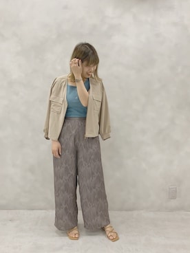 「肩掛け」｜「アイテム（ブルゾン）」を使った、ヤマグチさん（レディース・157cm）の春コーディネート