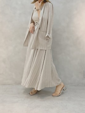 「ノーカラージャケット」｜「アイテム（ジャンパースカート）」を使った、ヤマグチさん（レディース・157cm）の夏コーディネート