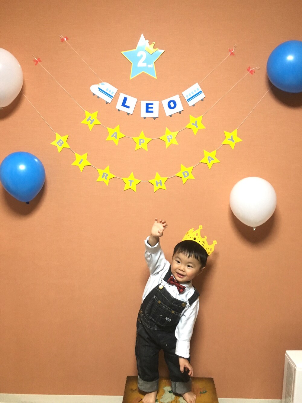 「2歳、サロペット、男の子、誕生日」｜「Leeのオーバーオール（サロペット/オーバーオール、ブルー系）」を使った、Leo♛さん（キッズ・80cm）の冬コーディネートの1枚目の写真