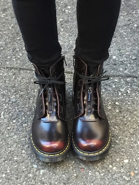 「Dr. Martens（ドクターマーチン）のアイテム（ブーツ、レッド系）」を使った、りんごあめさん（レディース・168cm）の秋コーディネート