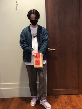 「Scye（サイ）のアイテム（パンツ）」を使った、FUJIWARAさん（メンズ・177cm）の春コーディネート
