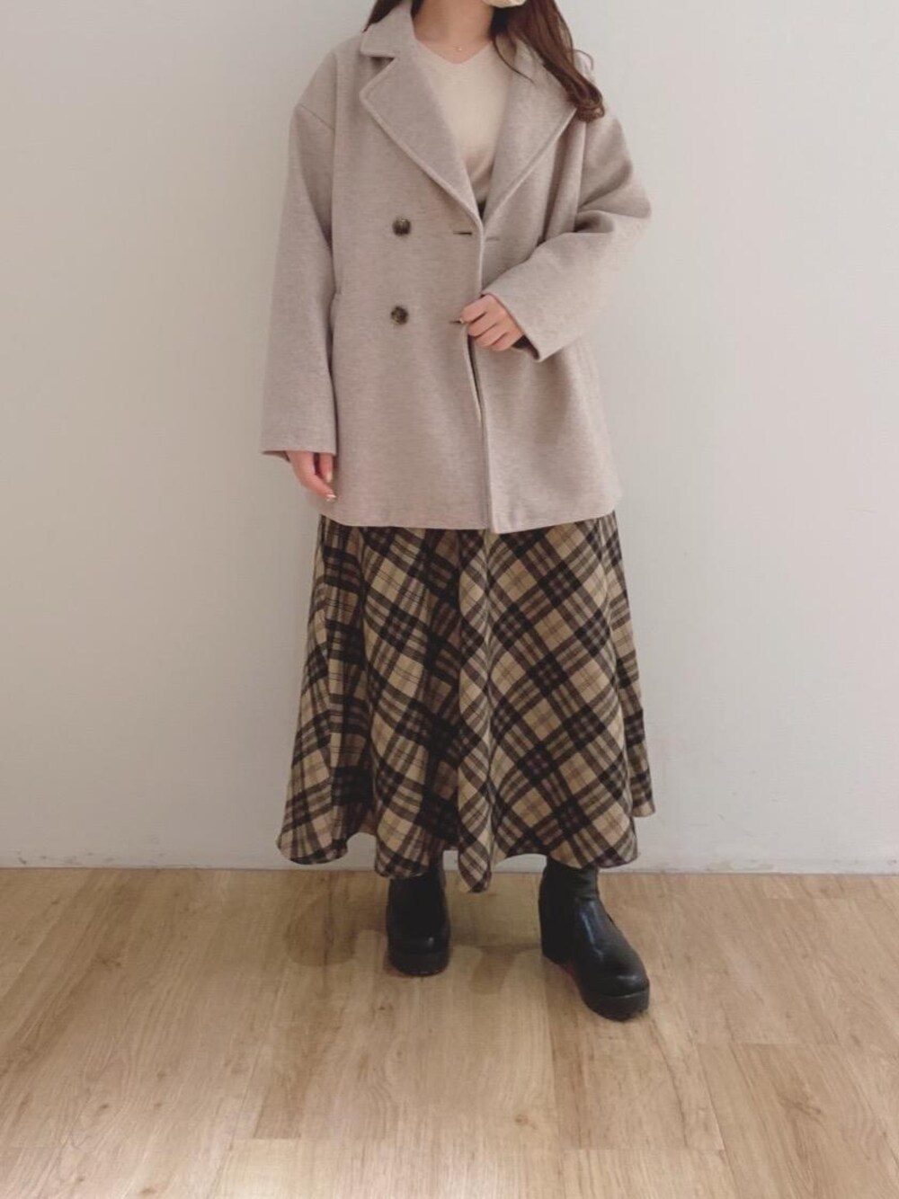 「カジュアル、デート、ガーリー、仙台、MAJESTIC LEGON、マジェスティックレゴン、エスパル仙台、カワイイ」｜「MAJESTIC LEGONのサイドゴアボリュームブーツ（ブーツ、ブラック系）」を使った、マジェスティックレゴンエスパル仙台店スタッフさん（レディース・153cm）の冬コーディネートの1枚目の写真