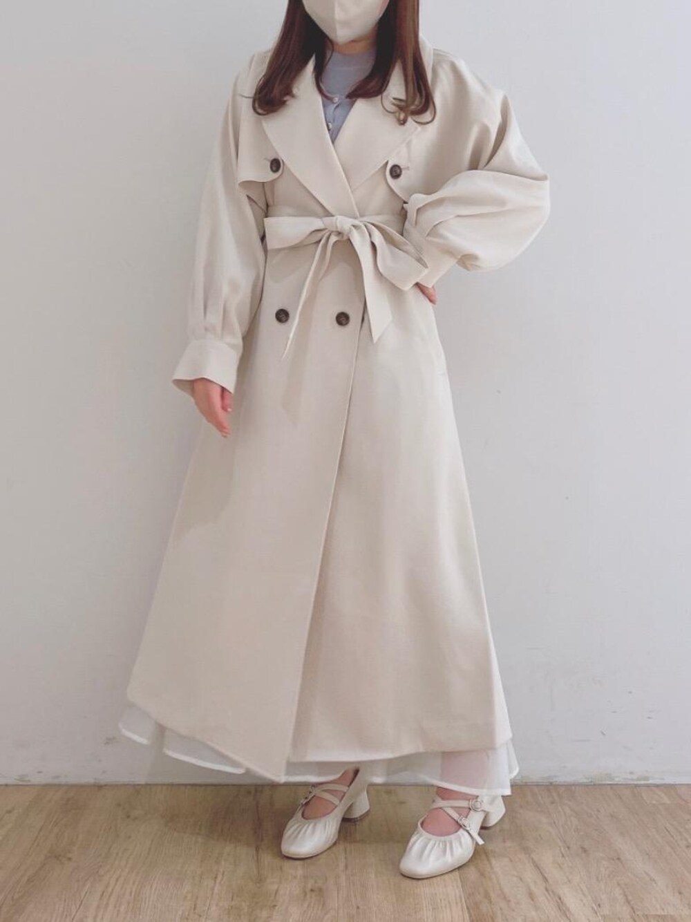 「大人カジュアル、仙台、フェミニン、MAJESTIC LEGON、低身長、マジェスティックレゴン、ニュアンスカラー、大人ファッション、エスパル仙台、骨格ストレート」｜「MAJESTIC LEGONのレディギャザーストラップパンプス（パンプス、ホワイト系）」を使った、マジェスティックレゴンエスパル仙台店スタッフさん（レディース・153cm）の冬コーディネートの1枚目の写真