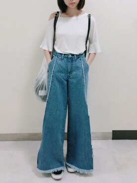 「EMODA（エモダ）のアイテム（Denim pants、ブルー系）」を使った、Fayeさん（レディース）の秋コーディネート