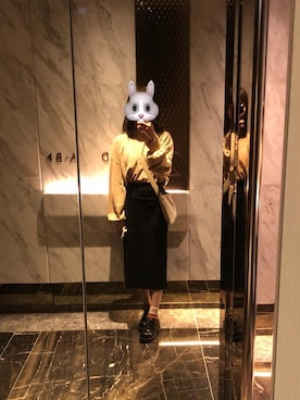 「LOWRYS FARM（ローリーズファーム）のワイドクルーTシャツ 808508（T Shirts、ベージュ系）」を使った、Fayeさん（レディース）の秋コーディネート