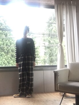 コハラ ヨシユキさんのコーディネート