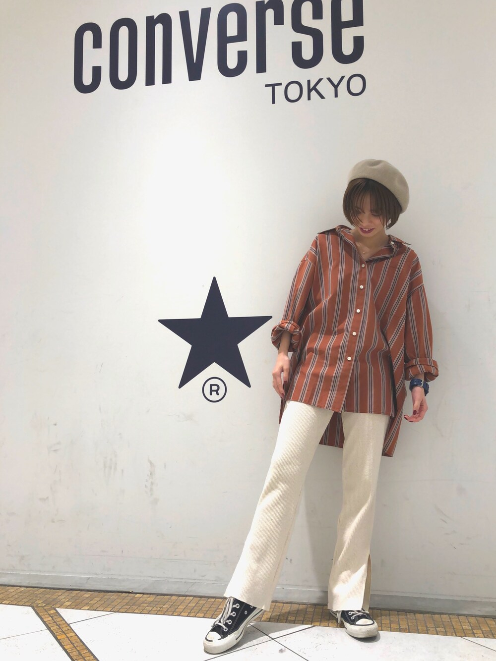 「シンプル、カジュアル、スニーカーコーデ、ビッグシルエット、低身長コーデ、converse、コンバース、CONVERSE TOKYO、コンバーストウキョウ、ルミネ横浜」｜「CONVERSE TOKYOのアイテム（シャツ/ブラウス、その他）」を使った、junna☻さん（レディース・150cm）の冬コーディネートの1枚目の写真