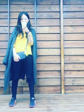 「ZARA（ザラ）のアイテム（パンツ、ブラック系）」を使った、PingshanWuさん（レディース）の冬コーディネート