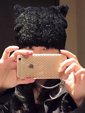 「ネコ」｜「アイテム（PC・スマホグッズ/家電）」を使った、absolutebさん（レディース・159cm）の秋コーディネート