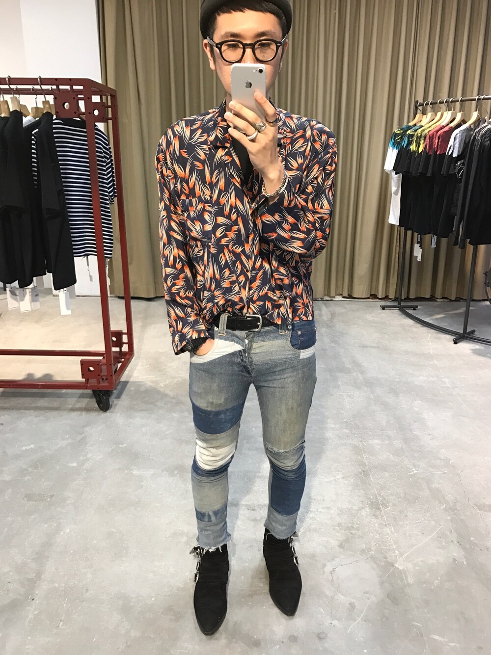 VINTI ANDREWSのデニムパンツを使った人気ファッションコーディネート