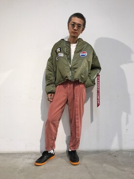 「doublet（ダブレット）のアイテム（MA-1）」を使った、一政さん（メンズ・170cm）の夏コーディネート