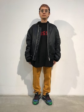 「JOHN LAWRENCE SULLIVAN（ジョンローレンスサリバン）のアイテム（MA-1）」を使った、一政さん（メンズ・170cm）の秋コーディネート